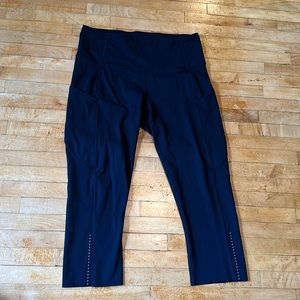 High Rise Align Capris